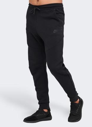 Спортивні штани чоловічі nike slim fit taper leg regular lenght оригінал