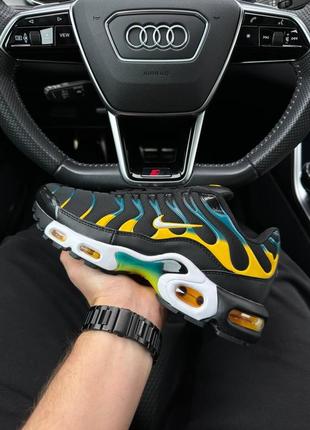 Мужские черные кроссовки на весну в стиле nike air max plus 🆕 найк аир макс2 фото