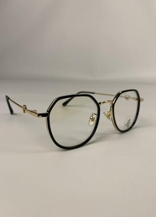 Комп'ютерні-іміджеві окуляри