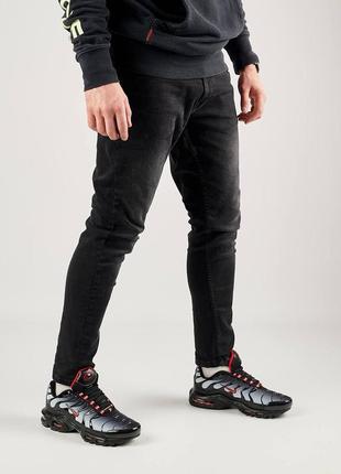 Мужские кроссовки nike air max plus black gradient red