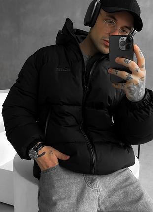 Курточка черная зимняя