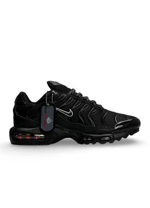 Чоловічі кросівки nike air max plus all black white9 фото