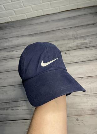 Винтажная кепка с утеплением nike