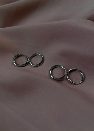 Класичні круглі сережки з медсталі1 фото