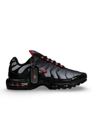 Чоловічі кросівки nike air max plus  black gradient red
