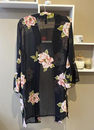 Чорна накидка у квітковий принт прозора сіточка на купальник халат хатній одяг кімоно-пароно new look6 фото
