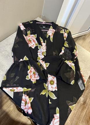 Чёрная накидка в цветочный принт прозрачная сеточка на купальник халат домашняя одежда кимоно парео new look