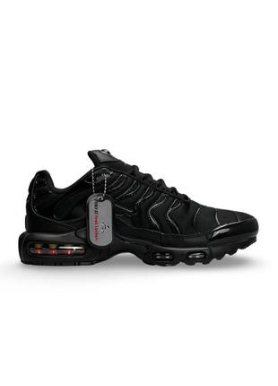 Чоловічі кросівки nike air max plus all black