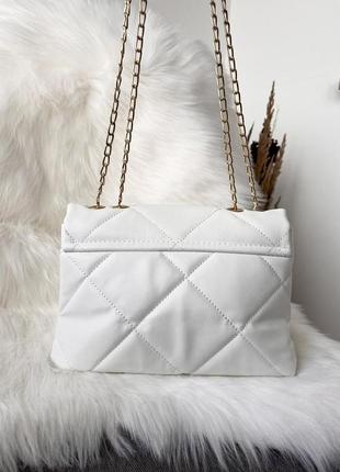 Сумка женская вечерняя нарядная белая дамская сумочка на цепочке сумки женские3 фото