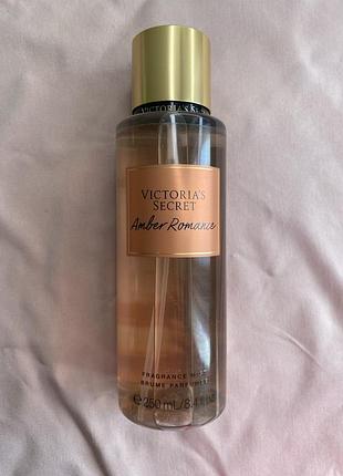 Парфумований спрей для тіла victoria's secret amber romance