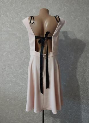 Платье бежевого цвета с обнаженной спинкой swing, m3 фото