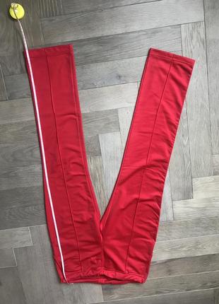 Червоні спортивні штани з низькою посадкою6 фото