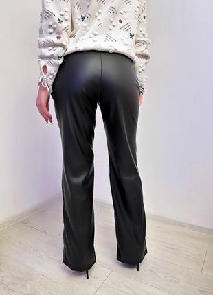 Базовые прямые кожаные штаны прямые на флисе2 фото