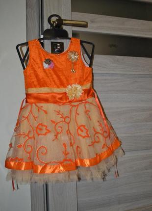 Платье на девочку, 2-4 года