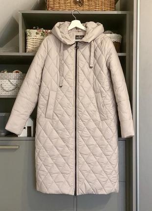 Пальто тепле  з капюшоном на зиму куртка довга4 фото