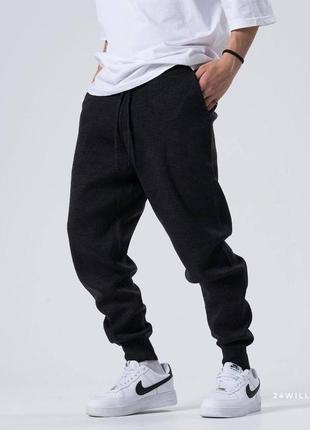 Теплые мужские черные зимние шерстяные спортивные штаны на манжетах3 фото