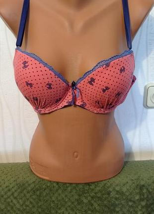 Бюстгальтер