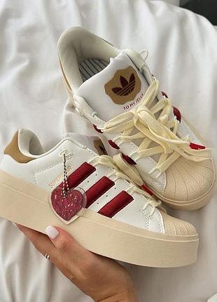 Женские кроссовки adidas superstar