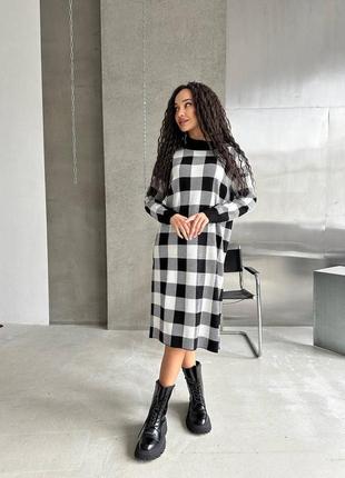 Женское черное стильное платье люкс качества в клетку 2024