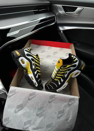 Мужские кроссовки найк аир макс nike air max plus black yellow white