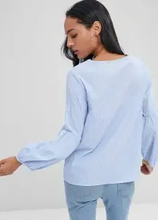 Голубая блуза футболка в полоску с вышивкой цветочной вышиванка рукава воланы батал большого размера3 фото