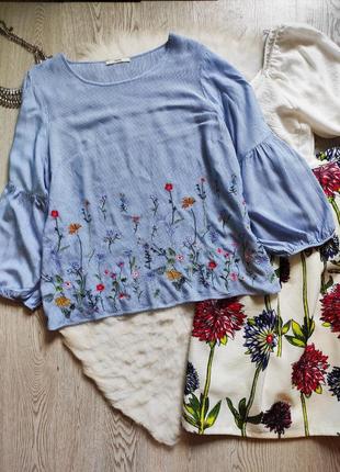 Голубая блуза футболка в полоску с вышивкой цветочной вышиванка рукава воланы батал большого размера4 фото
