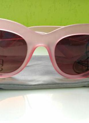 Очки солнцезащитные розовая оправа3 фото