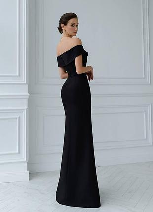 Невероятное платье с разрезом