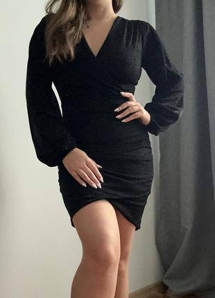 Чорне класичне плаття сукня