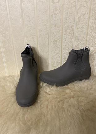 Ugg chevonne. оригинал. в носке не были
