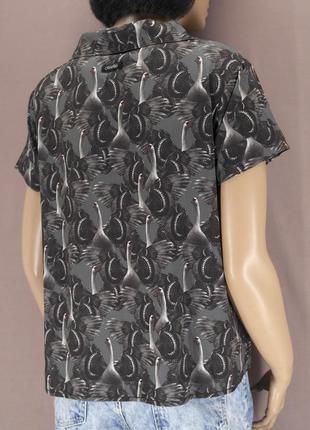 Стильная лёгкая рубашка "oiselle" с принтом лебеди. размер m/l.5 фото