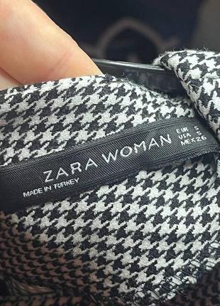 Платье в актуальном принтах гусиная лапка zara2 фото