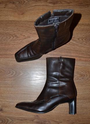 Р. 36 - 24,5 см. janet d германия. полусапоги, ботинки фирменные оригинал