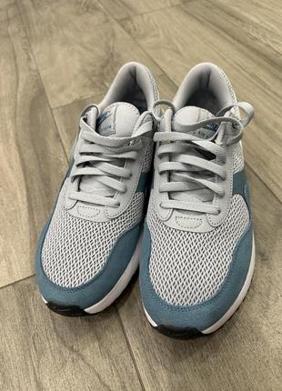 Кроссовки nike