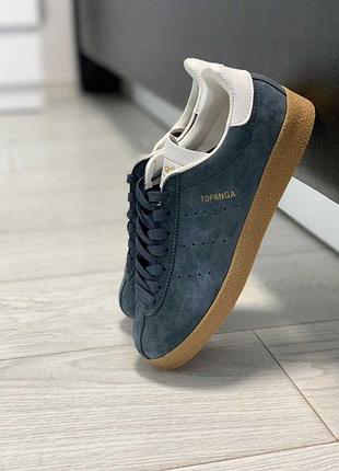 Кроссовки adidas topanga женские замшевые adidas gazelle серые модные женские адидас кампус серые весна adidas iniki