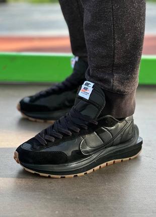 Nike vapor waffle sacai