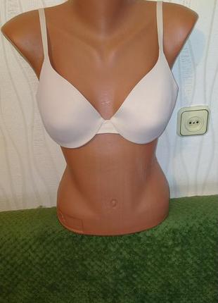 Бюстгальтер