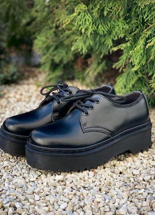 Dr. martens 1461 mono black platform женские туфли на платформе1 фото