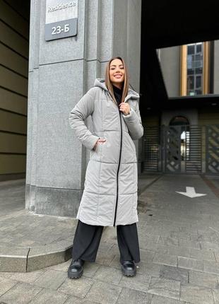 Трендовая длинная стеганная зимняя куртка пальто
