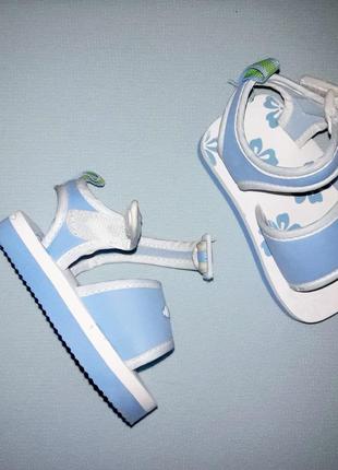 Босоножки для малышей 2