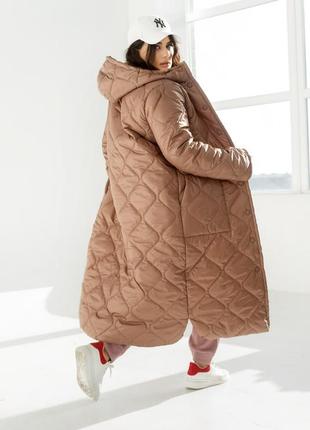 Теплое зимнее стеганое пальто на силиконе6 фото