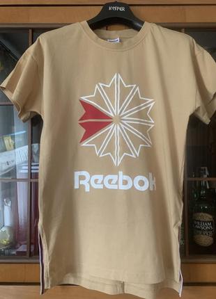 Reebok футболка. розмір м. оригінал!