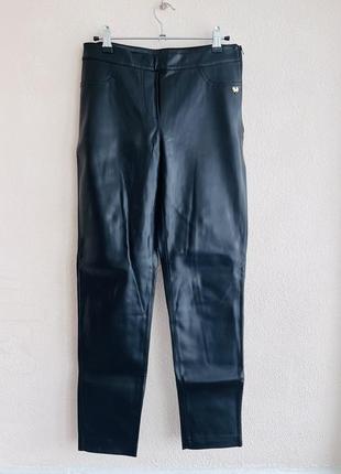 Укороченные брюки из эко кожи twinset2 фото
