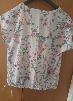 Блуза блузка в яскрава квітка2 фото