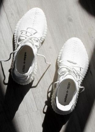 Кроссовки adidas yeezy boost 350 v2 triple white premium4 фото