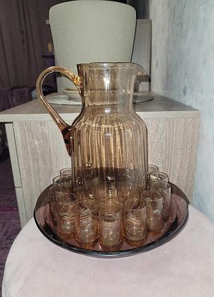 Скляний глечик,фарфоровий глечик