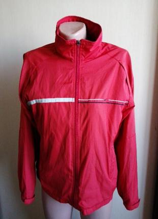 Ветровка красная найк