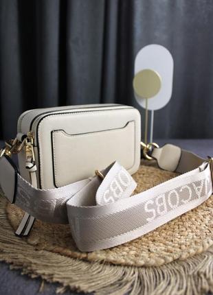 Сумка marc jacobs the snapshot beige/gold 6