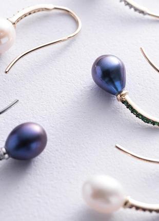Золоті сережки — петельки "олівія" з перлами 
і фіанітами с085166 фото