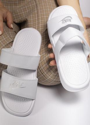 Тапки nike benassi duo ultra side white тапочки2 фото